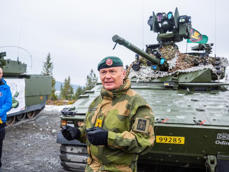 2019-04-26-markering-alle-CV90-levert-haeren-Johannesen-Forsvaret